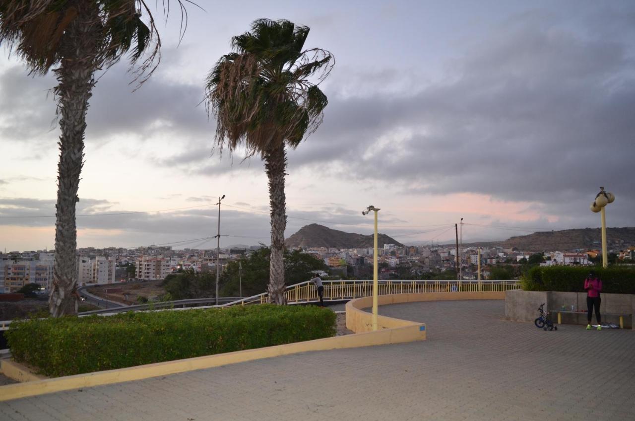 Apartamento Terra Branca Praia Extérieur photo